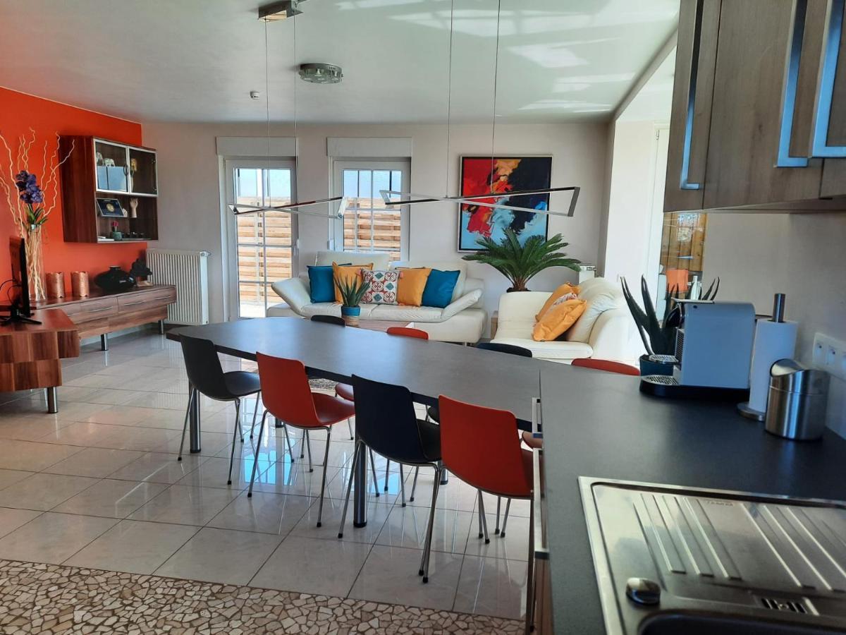Holiday Home Mooi - Вурен Екстериор снимка